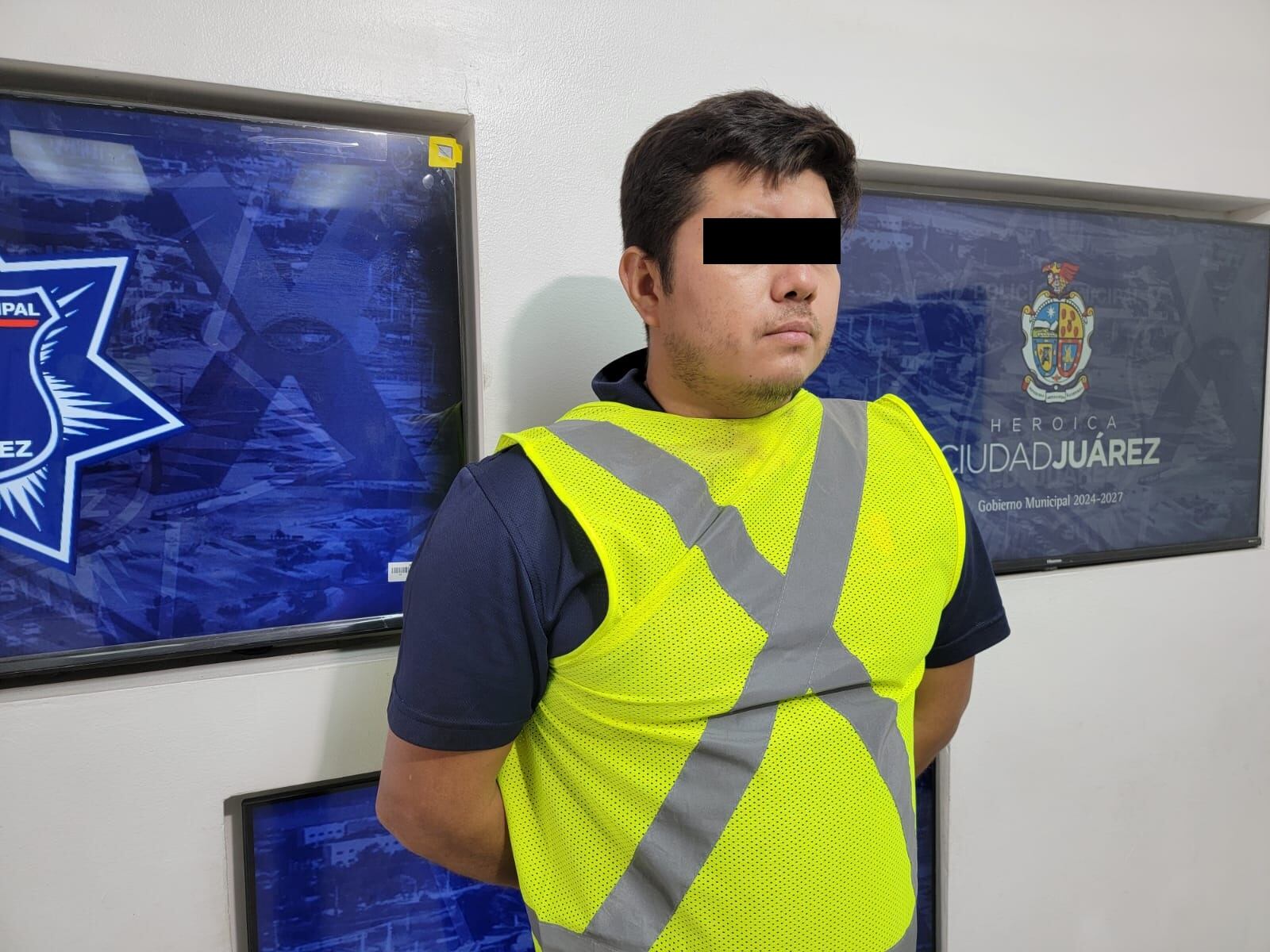 ¡Carnicería sangrienta! Toma múltiples cuchillos y apuñala a su compañero en una taquería de Ciudad Juárez