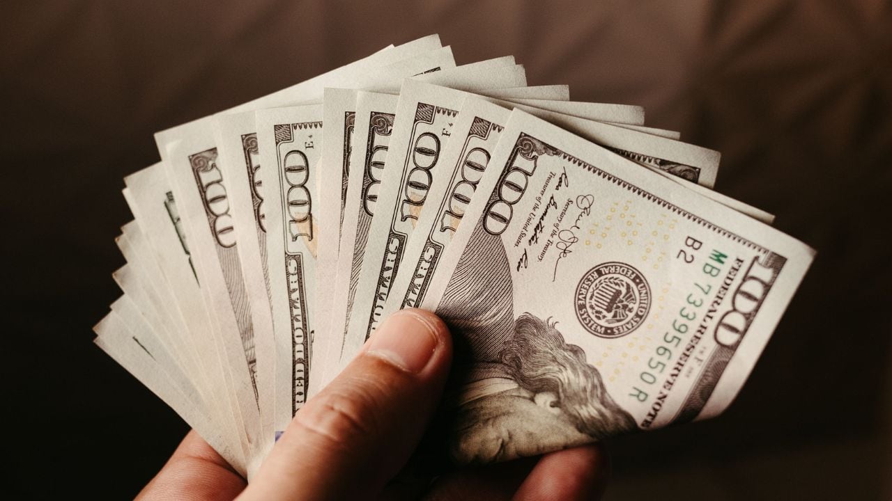 ¡Sigue a la baja! Así amanece el dólar hoy en Ciudad Juárez