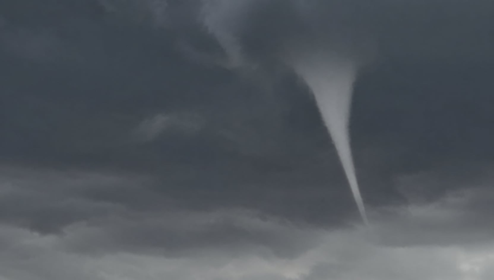 (VIDEO) ¡Antes del caos! Captan momento de la FORMACIÓN DE TORMENTA en Ciudad Juárez